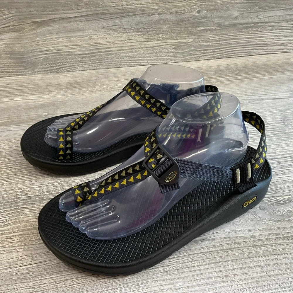 Chaco Z/Cloud Men's Banded Black Yellow Sandals Outdoor Trail Walks Size 9 NEW